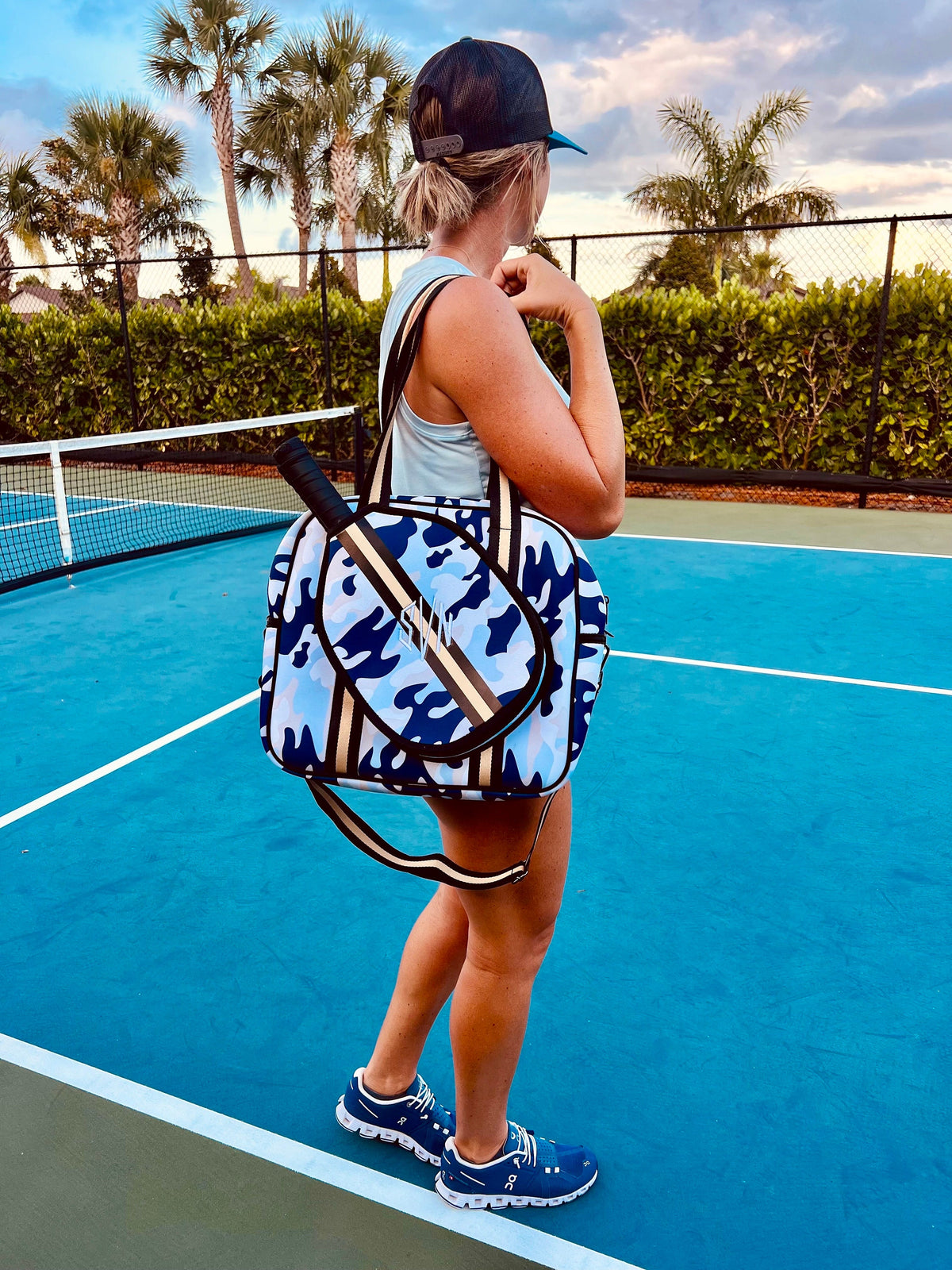 Neoprene Pickleball Bag: Personalized Paddle & Ball Tote